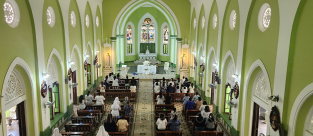 photo of Mass for the Dear Departed